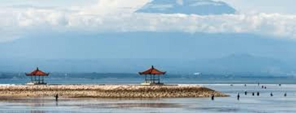 Laghawa Beach Hotel&Villa Sanur Exterior foto